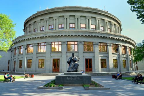 	Erevan Yerevan Yèrèvan Capitale Ararat Arménie